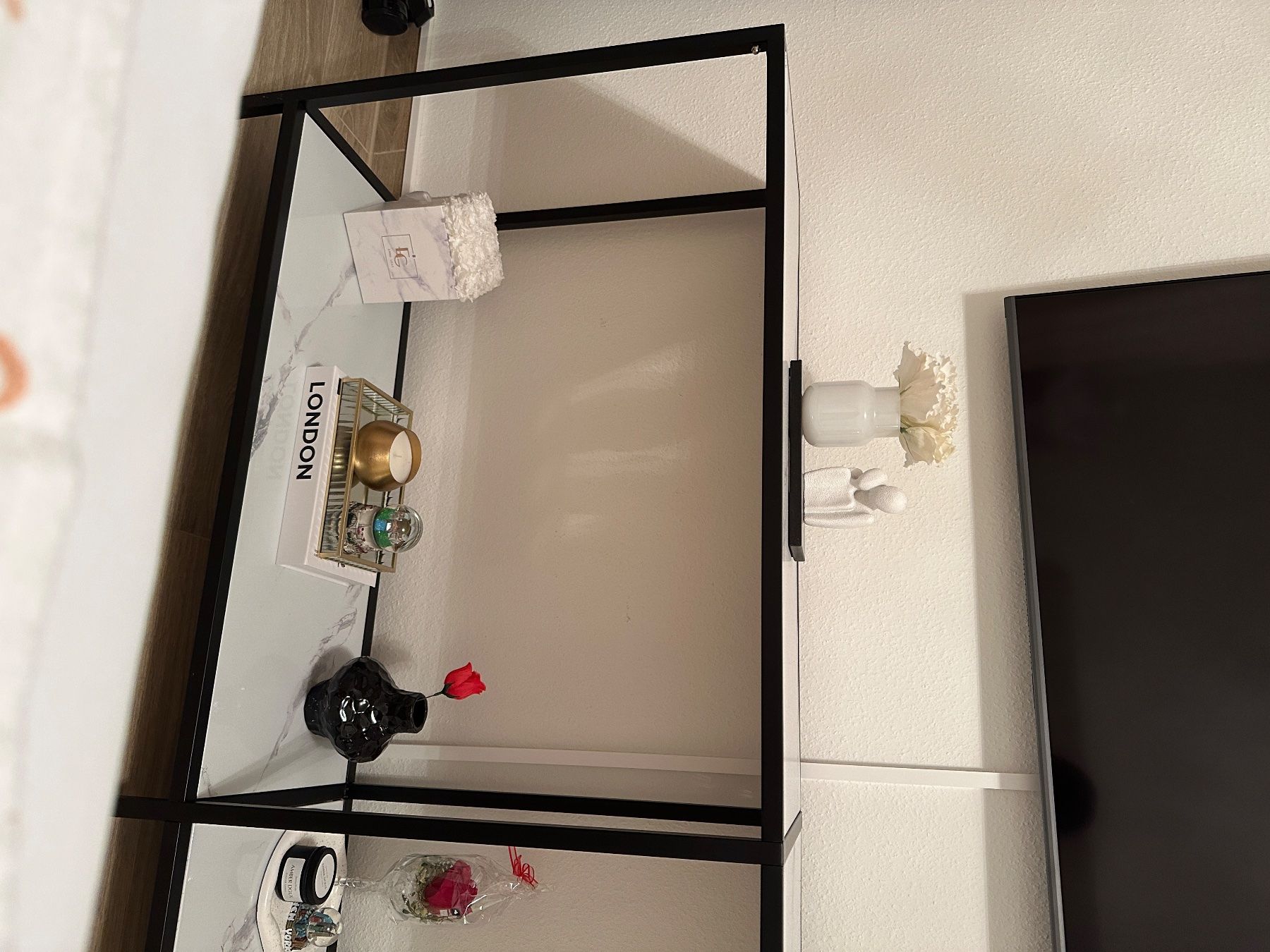 Cassettiere: Konsolentisch , Schwarz mit Marmoroptik weiss, 180cm – Usato da Basel venduto da zek_f5dp 4