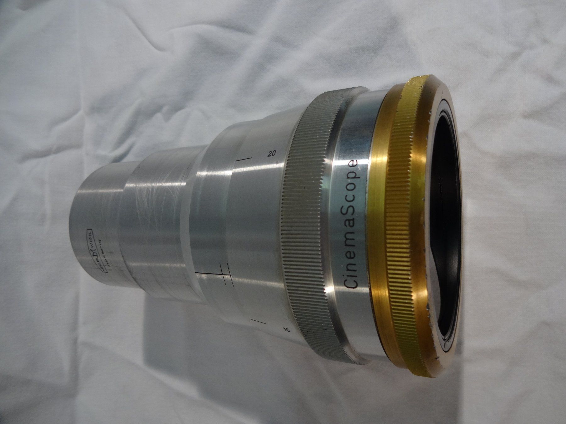 Objektive: Cinemascope Objectiv, 35mm,  Möller (D) – Gebraucht aus Brione (Verzasca) von nevagiu 1