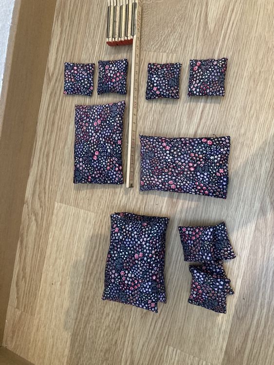 LRXIYODE 6-tlg. Puppenhaus Kissen Set - Miniatur Sofakissen Für DIY Projekte