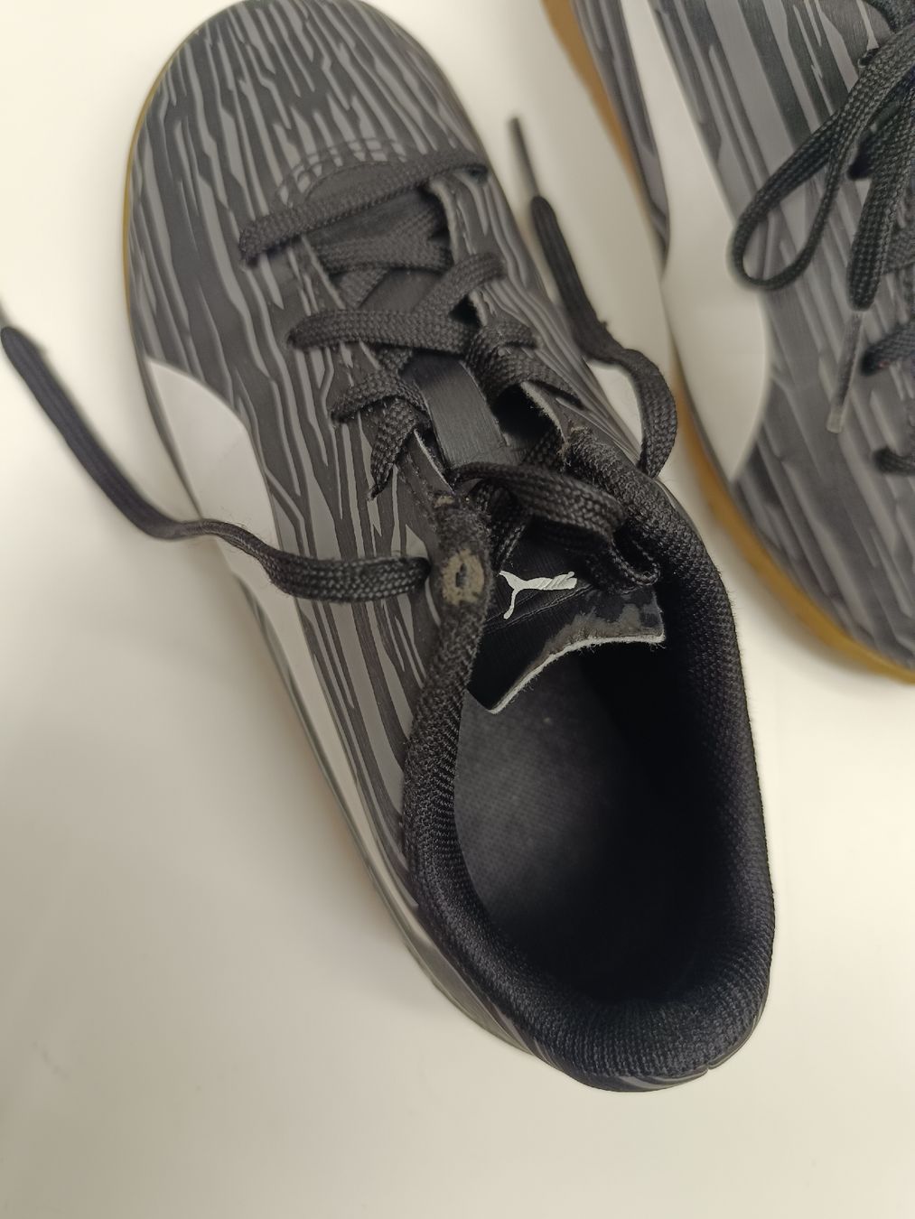 Puma Scarpe per ragazzi: Hallenschuh Gr. 30 – Usato da Ehrendingen venduto da Cheronimo2 2