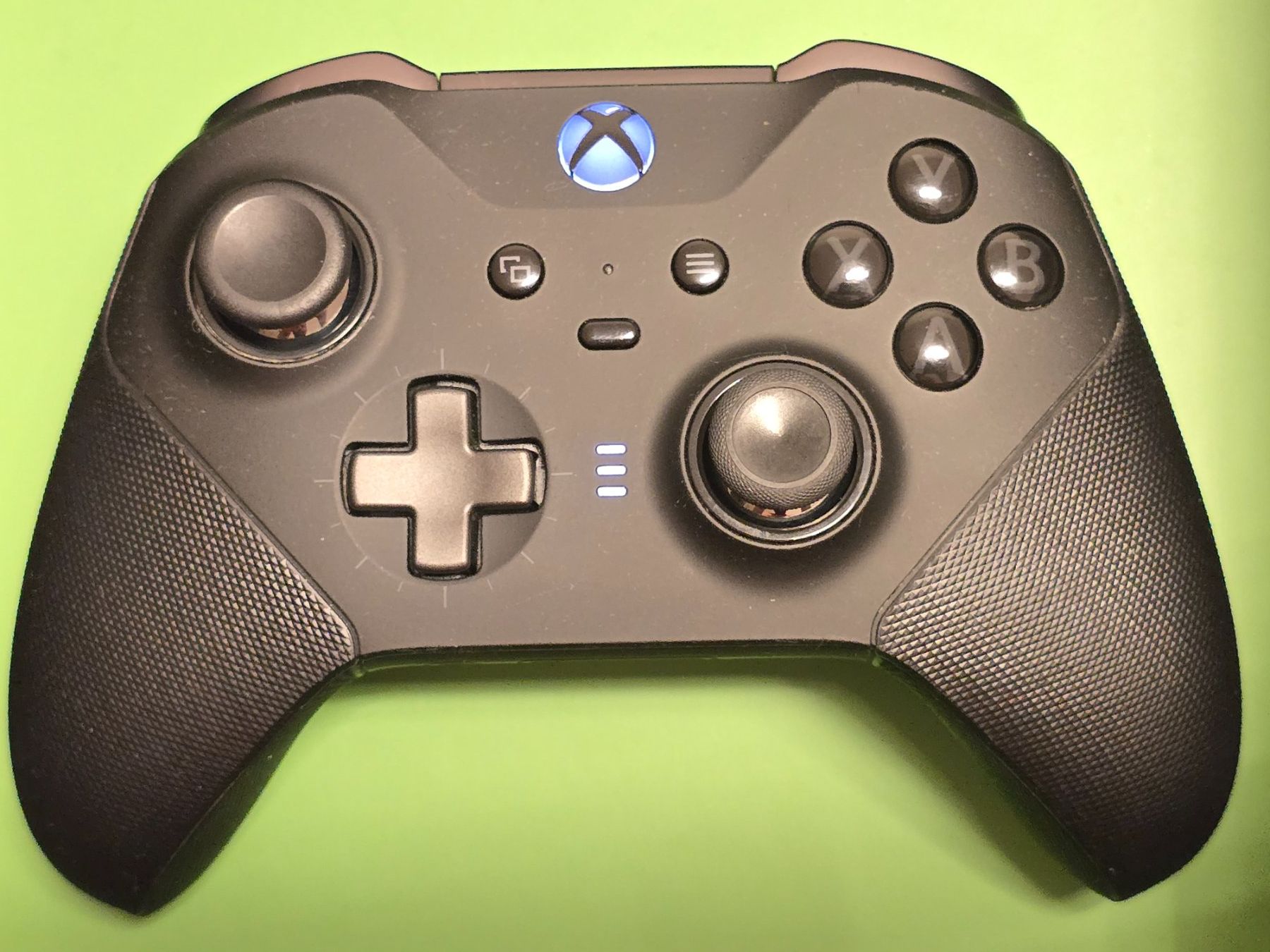 Microsoft Manettes: XBOX Elite 2 – D'occasion à Basel par Zait