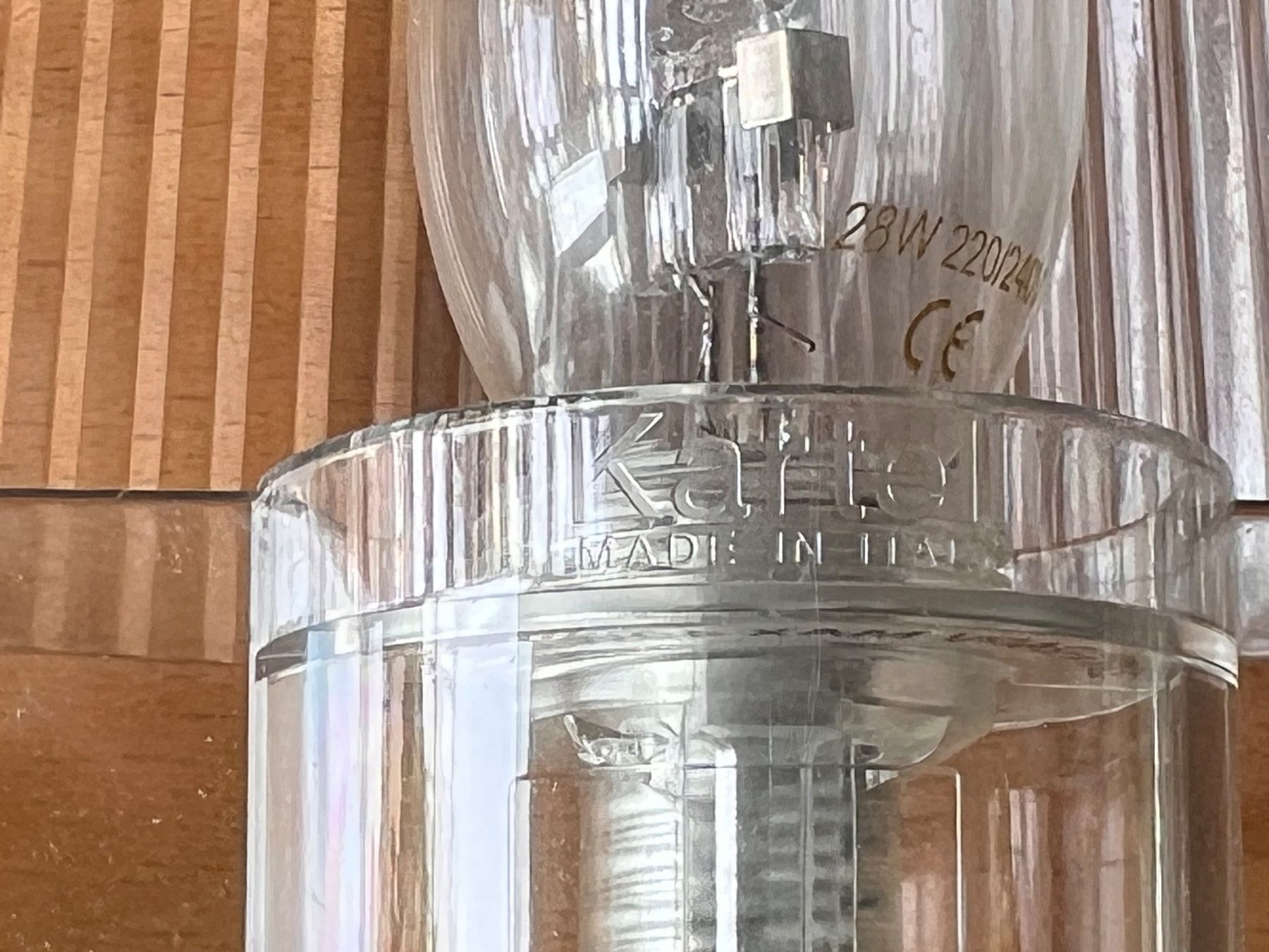 Kartell Lampade: Kartell Tischlampe TAKE – Usato da Zürich venduto da 144happy 3