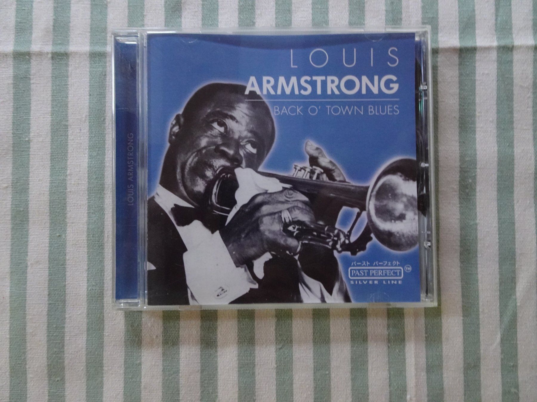 CD: CD Louis Armstrong - Back o' Town Blues - M39 – Usato da Küssnacht am Rigi venduto da Kleinpreis-Shop