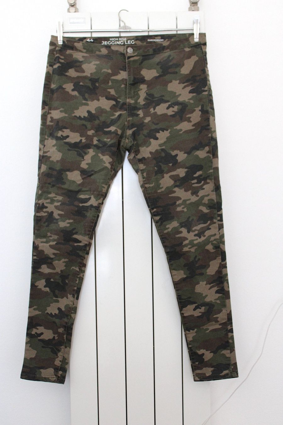 Pantaloni: Damen Hose, eher S/M – Usato da Locarno venduto da madame-tus-sauds 3