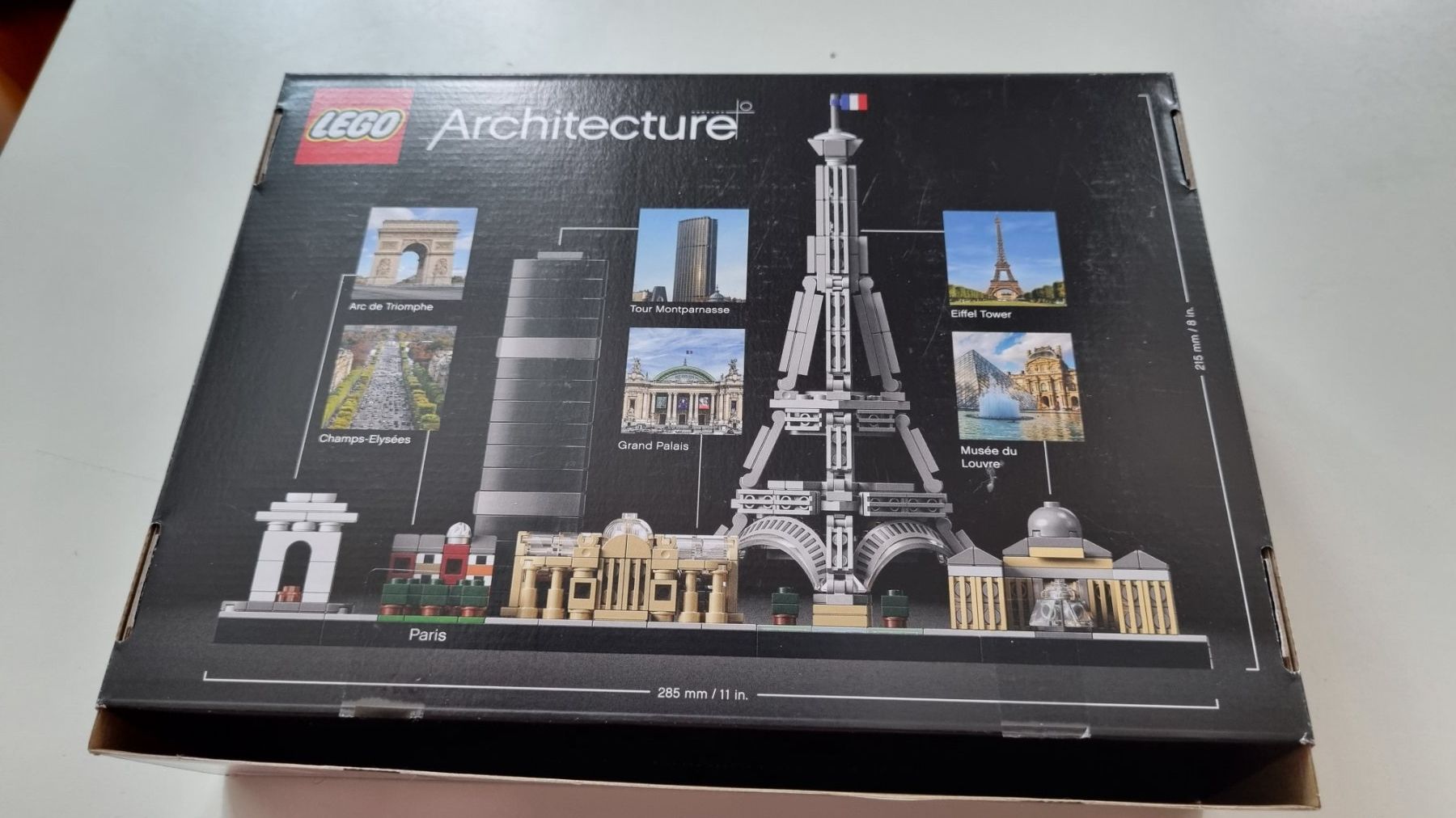 Lego Kit di costruzioni: Lego PARIS 21044 – Usato da La Chaux-de-Fonds venduto da mikilo1 1