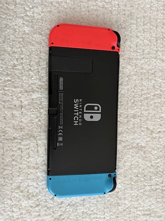 Spiele: Switch + Ring Fit + 10 Spiele – Gebraucht aus Kerns von 2-Z 4