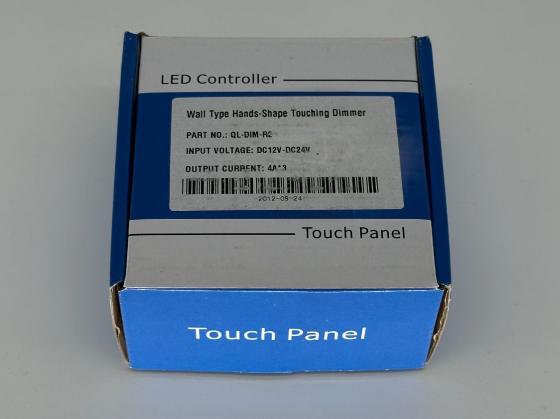 Sistema di controllo: LED Controller touch panel mit Dimmfunktion für Wandmontage – Nuovo e nell'imballaggio originale da Neuhausen am Rheinfall venduto da rni_x6sb