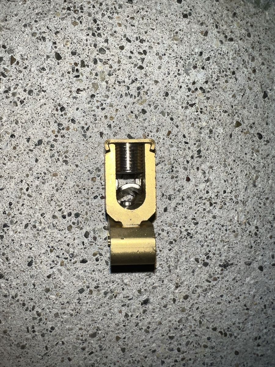 Elektronikbauteile: Woertz Erdungs Klemme 70mm2  – Gebraucht aus Winterthur von Fredy972 1