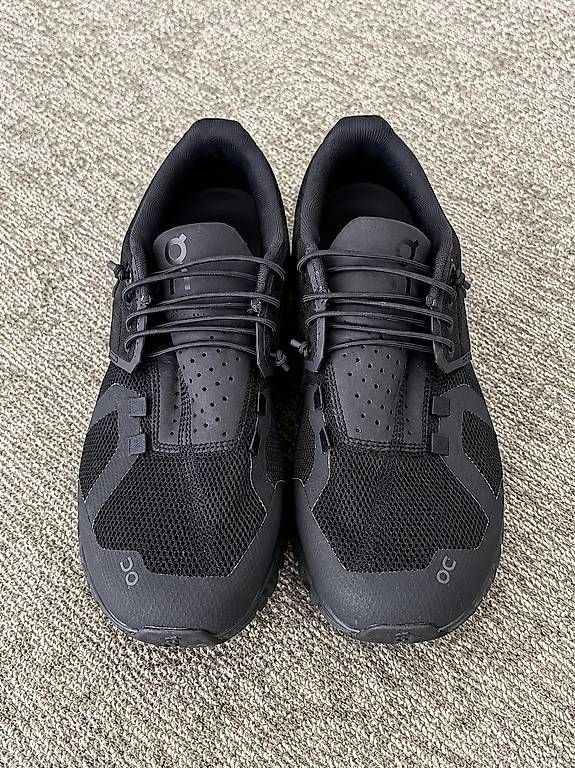 Scarpe da donna: On Cloud Sneaker Damen Gr. 37 – Usato da Steffisburg venduto da blo_68f2 1