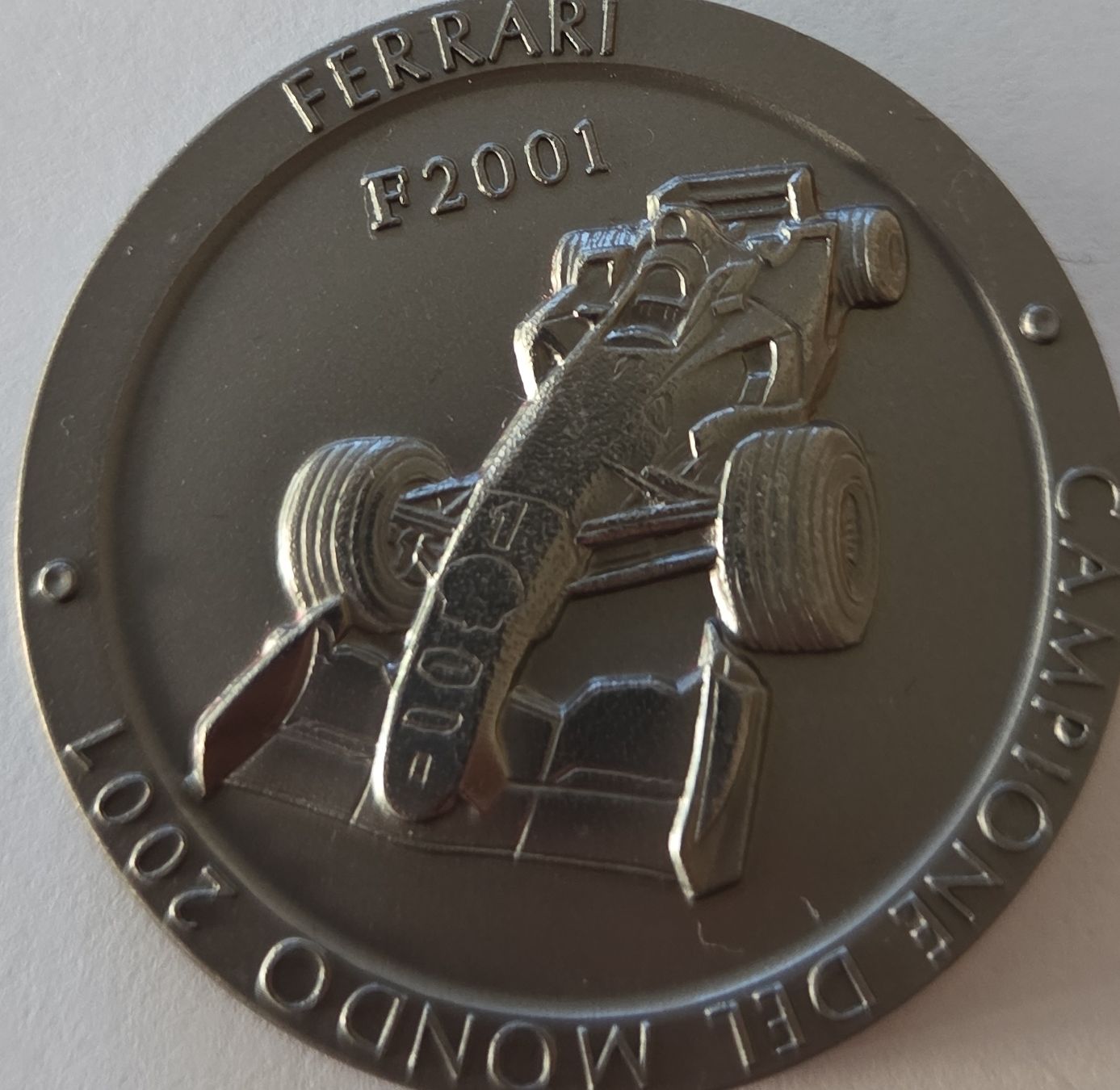 Tutti le monete: Ferrari F2001 Weltmeister – Usato da Romanshorn venduto da Innos