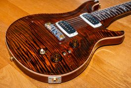 2020 PRS Paul’s Guitar 10-Top 1-Piece Flame Maple Top