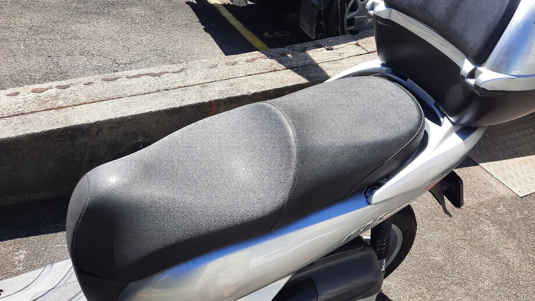 Honda Scooter: Honda SH 300i – Usato da Thalwil venduto da zueriseebaer 3