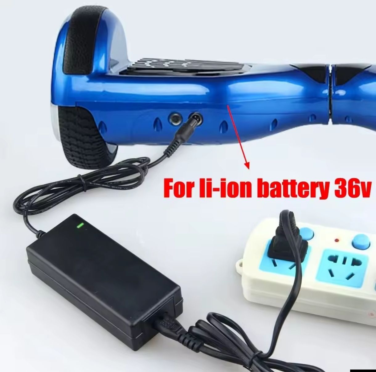 Caricabatterie: Chargeur hoverboard DC42v 2A lithium – Usato da Riaz venduto da vanucaptures
