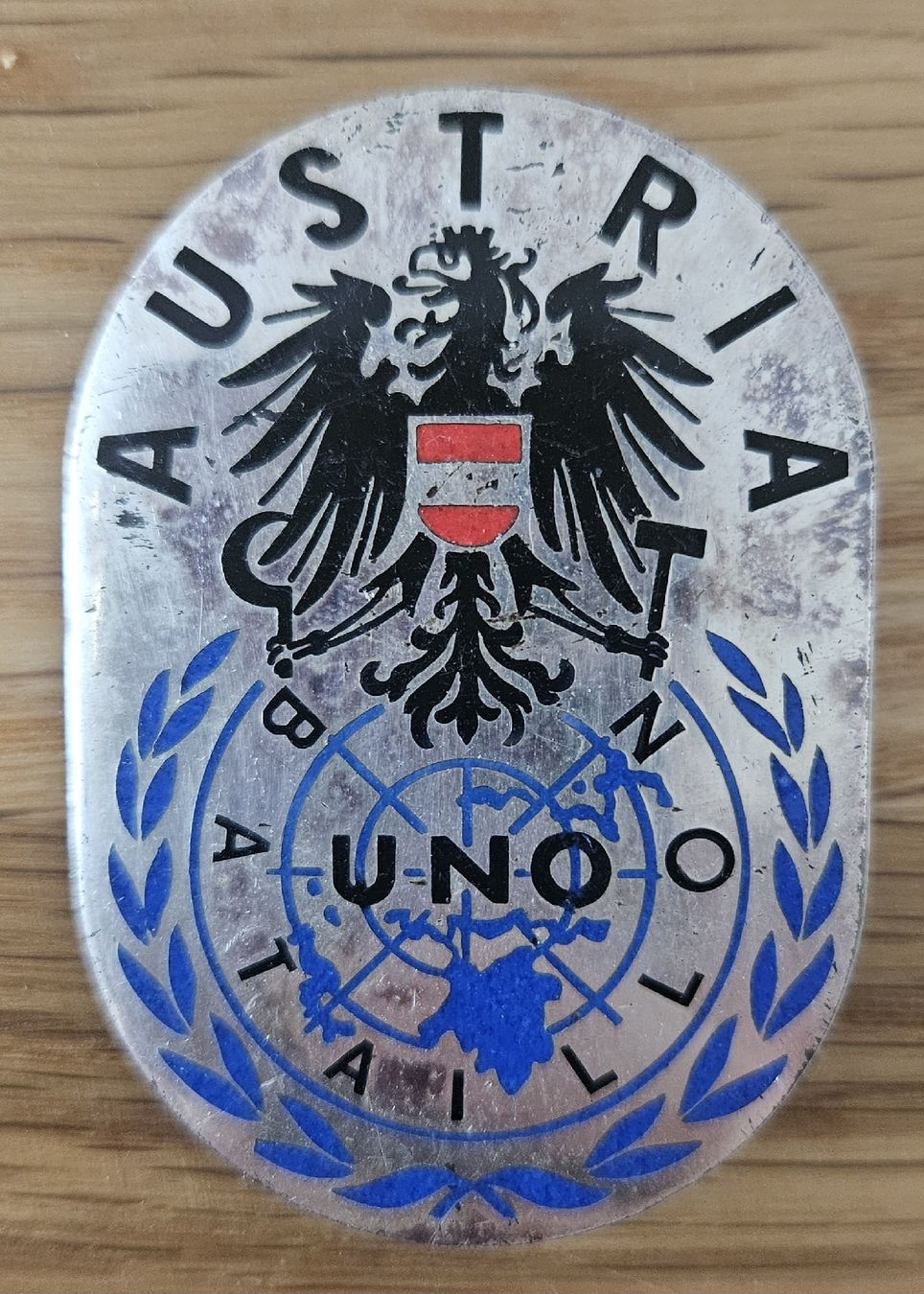 Spille & Fermagli: Original ÖBH Truppenkörperabzeichen – Austria UNO Bataillon – Usato da Würenlingen venduto da grizzlyne1
