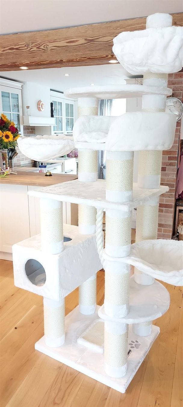 Tiragraffi: KATZENBAUM weiss grosse Katzen top robus – Nuovo e nell'imballaggio originale da Eschenbach LU venduto da PETHOMES_AG 2