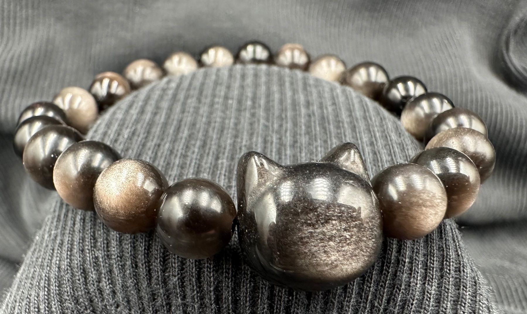 Mineralien & Heilsteine: 8mm Silber Obsidian Armband mit Kätzchen – Neu und originalverpackt aus Männedorf von cab_cb8m 1