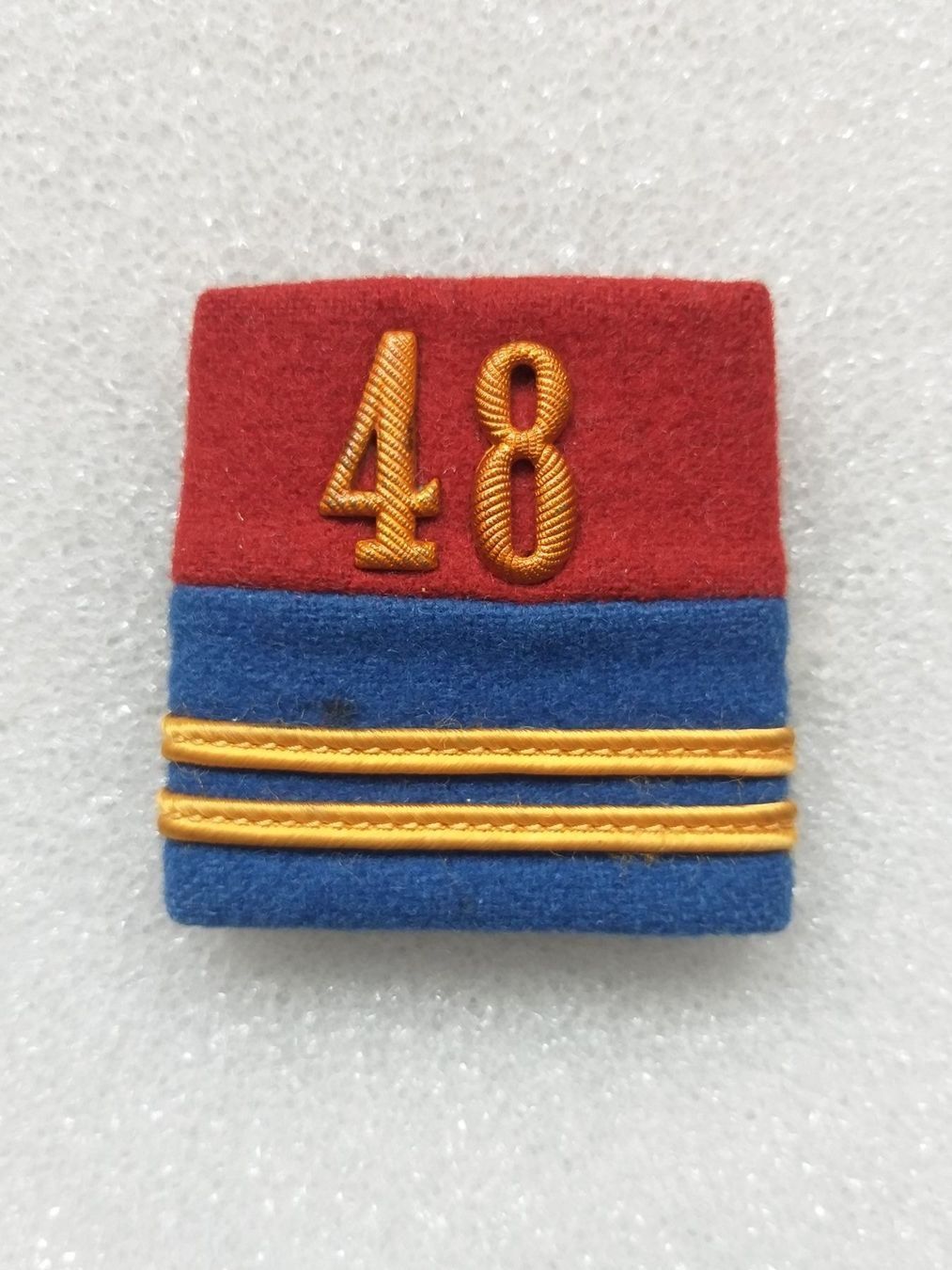 Placchette & Badge: Schulterpatte Oberleutnant Abteilung 48 – Usato da Bauma venduto da SwissMilitaria