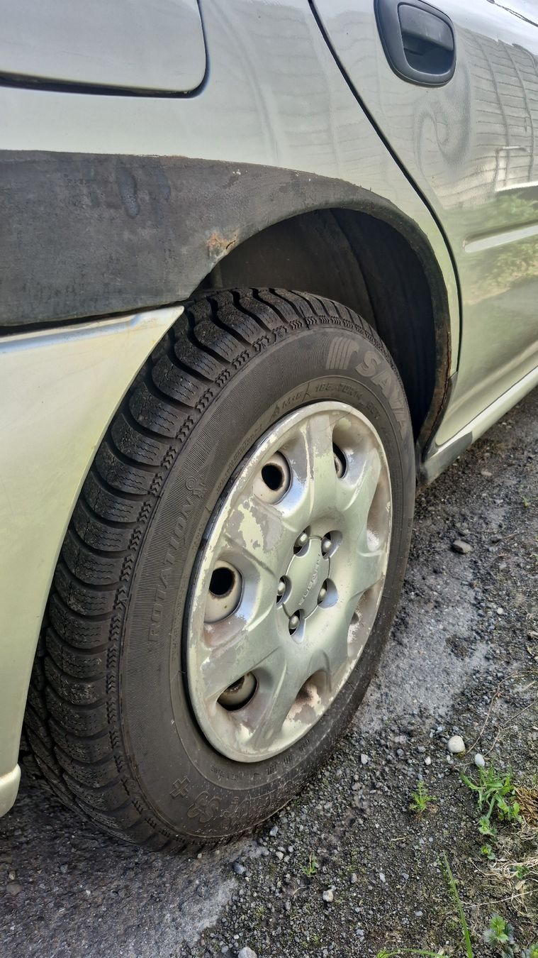 Subaru Automobili: Subaru Impreza 2.0 4WD, JG 1999 – Usato da Bad Ragaz venduto da Habi8 8