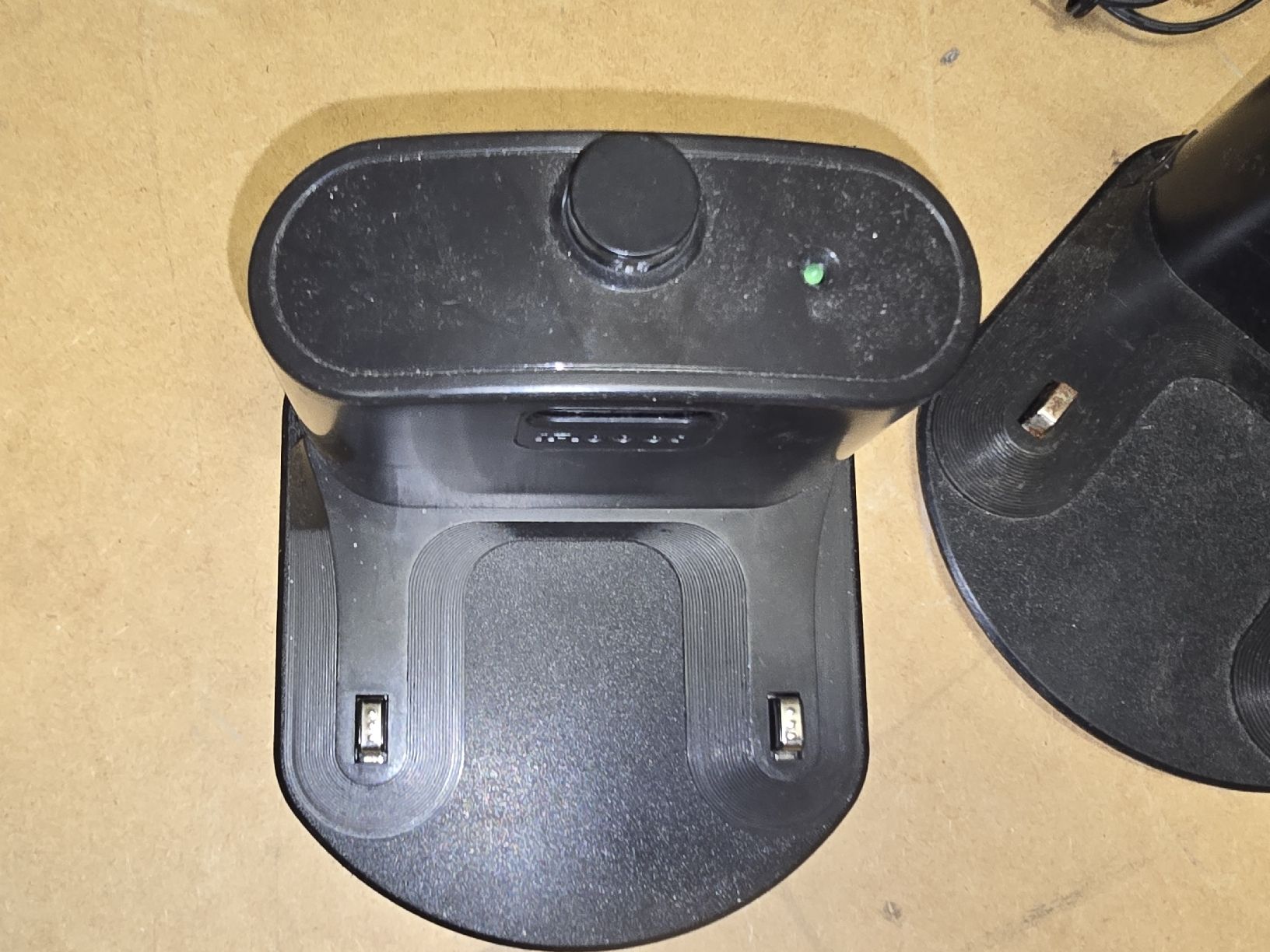 Docking station: iRobot Ladegerät Ladestation – Usato da Lenzburg venduto da cameleoncolor 3