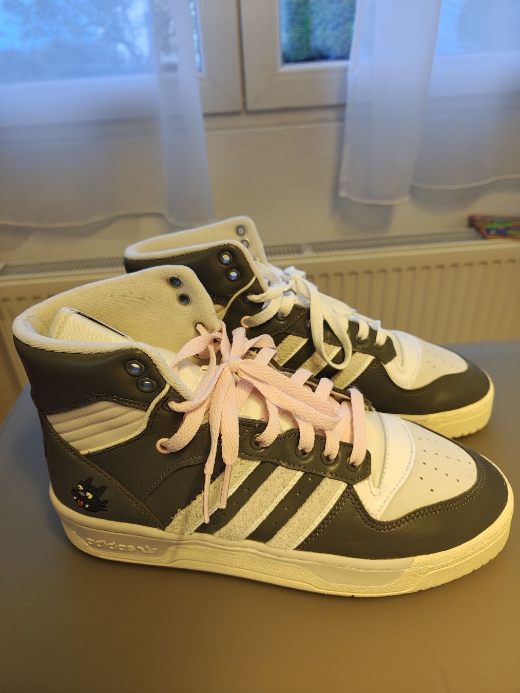 Adidas Scarpe da uomo: Adidas Sneaker Simpsons – Usato da Rothrist venduto da mk_swiss23