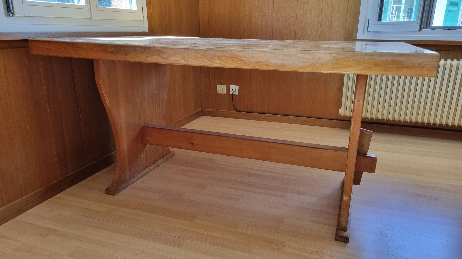 Tavoli: Holztisch Massiv – Usato da Richigen venduto da Amnesia78 2