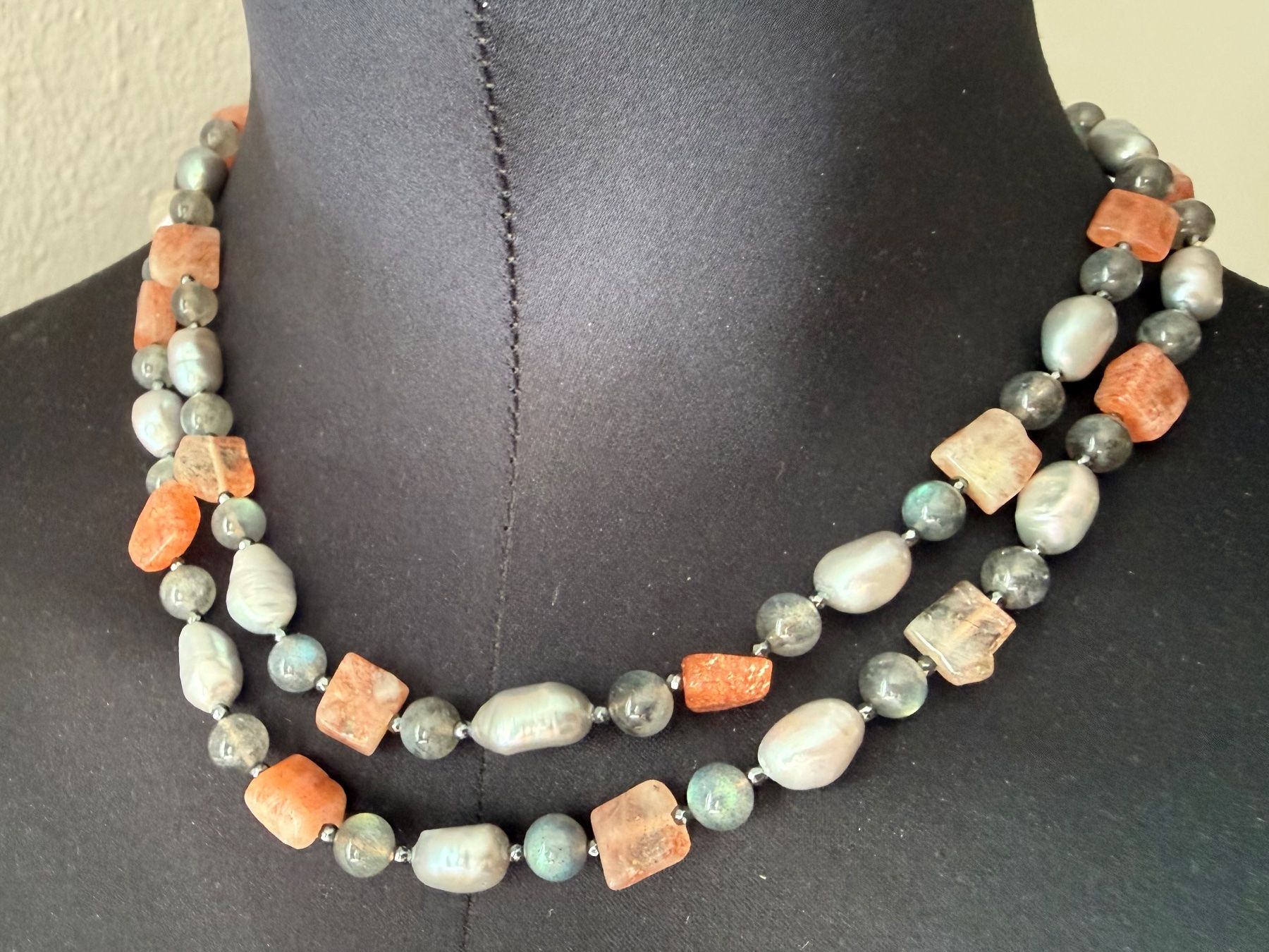 Catenine: Neue Perlenkette, Sonnenstein, Labradorit 90 cm – Nuovo e nell'imballaggio originale da Lamone venduto da LaCantinaMagica 7