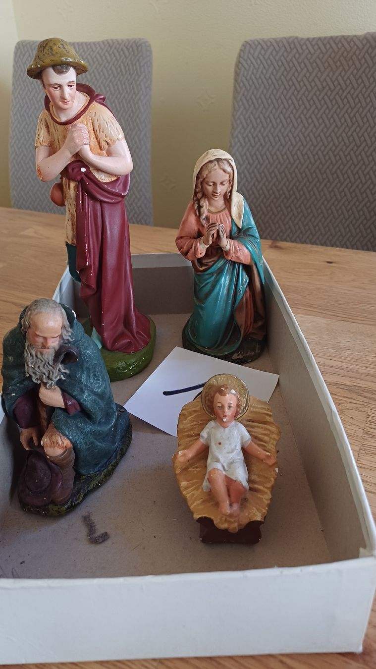 Statuette: Weihnachtskrippe Krippenfiguren Set 4-teilig Vintage – Usato da Flawil venduto da Naphtali 4