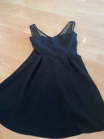 Jolie robe d’été noire Pimkie taille xs-s
