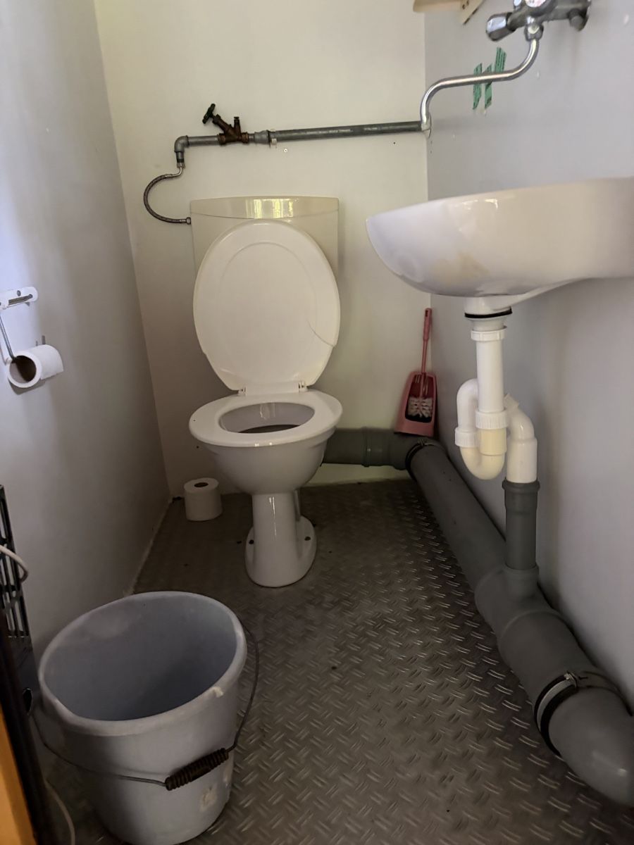 Kaiser Rimorchi: Wc Wagen 2  abteile fr500 – Usato da Veltheim AG venduto da ern_88sh 1