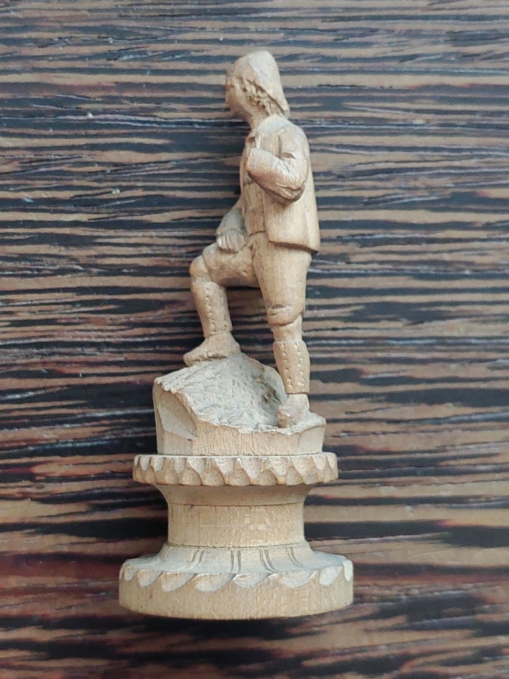 Statuette: Handgeschnitzte Holzfigur, antik, Vintage – Usato da Hochwald venduto da hupelcord 2
