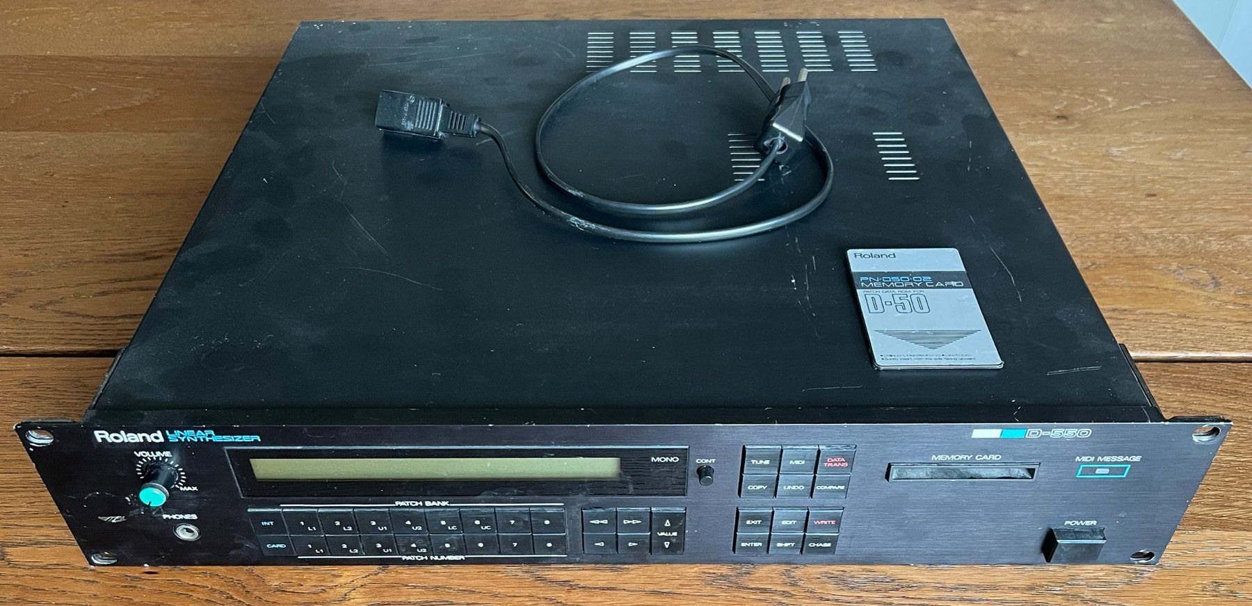 Roland Musikinstrumente: Roland D-550 Synthesizer – Gebraucht aus Dietwil von deneb26