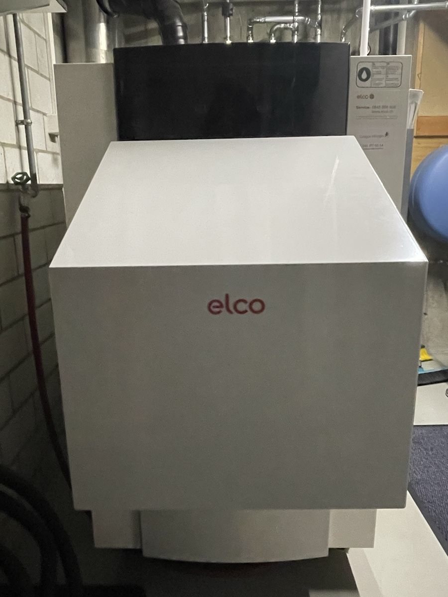 Altro in Utensili da giardino: OELHEILUNG VON ELCO 54 KW – Usato da Küssnacht am Rigi venduto da Koala73 1