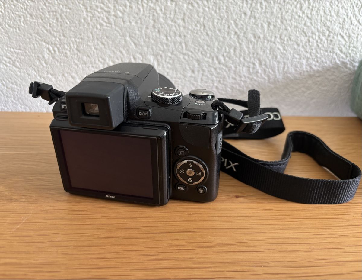 Nikon Fotocamera: Nikon Coolpix P90 Kamera – Usato da Brig venduto da dr12 1