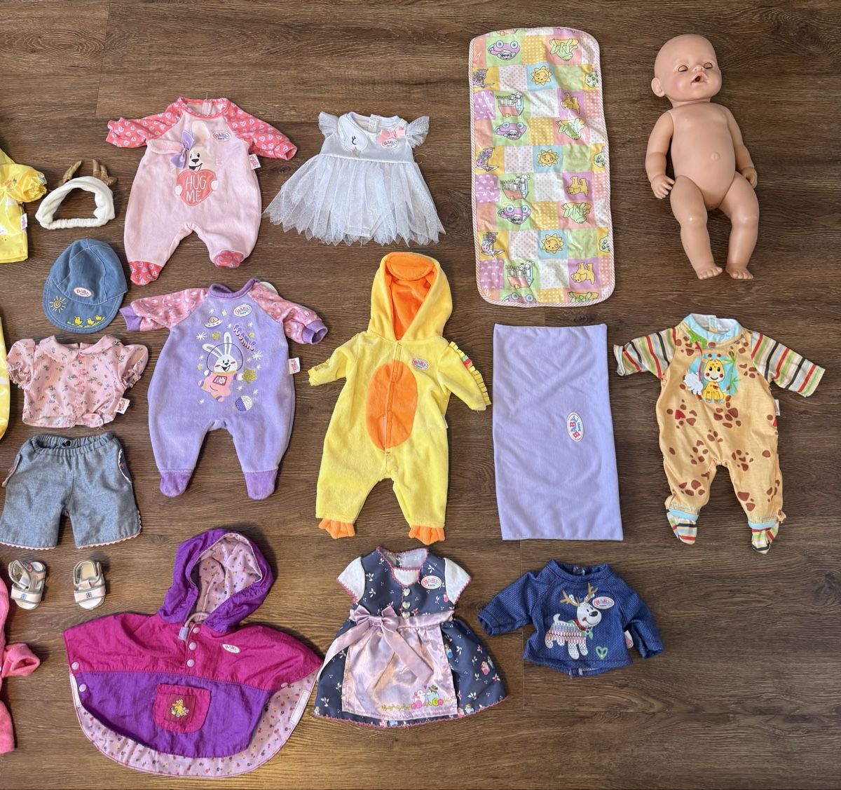 Zapf Creation Bambole: Baby Born Kleiderset – Usato da Wolfhausen venduto da lunaire01 2