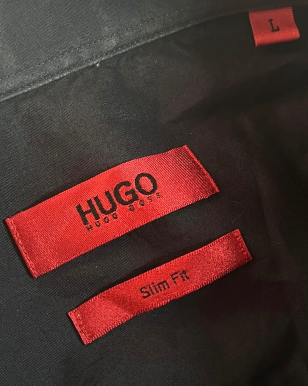 Hugo Boss Hemden: Chemise Hugo Boss comme neuve – Gebraucht aus Lausanne von Kallista-Atelier 1
