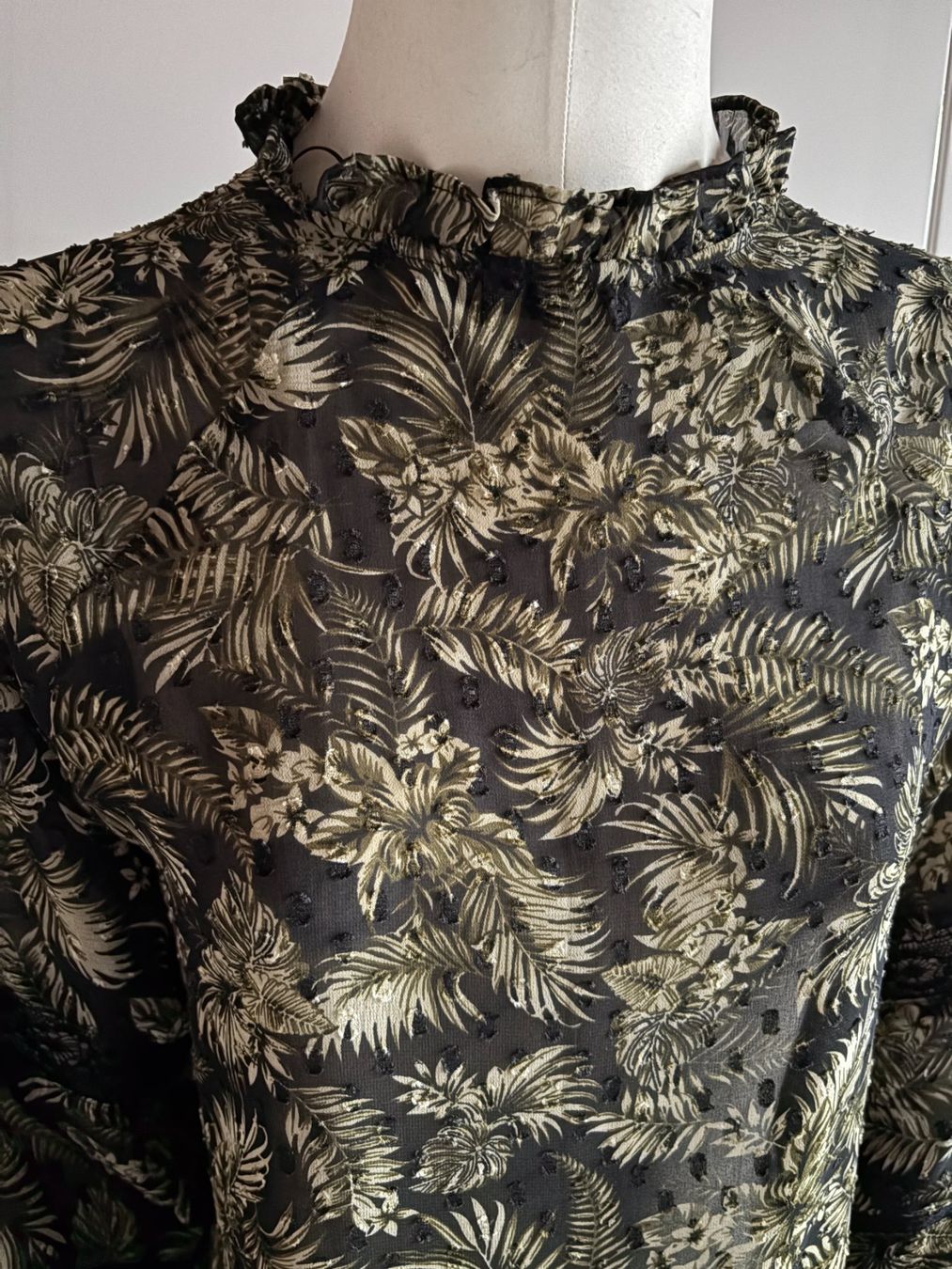 Zara Camicette: Tunikabluse von ZARA – Nuovo e nell'imballaggio originale da Contra venduto da Oly_93 3