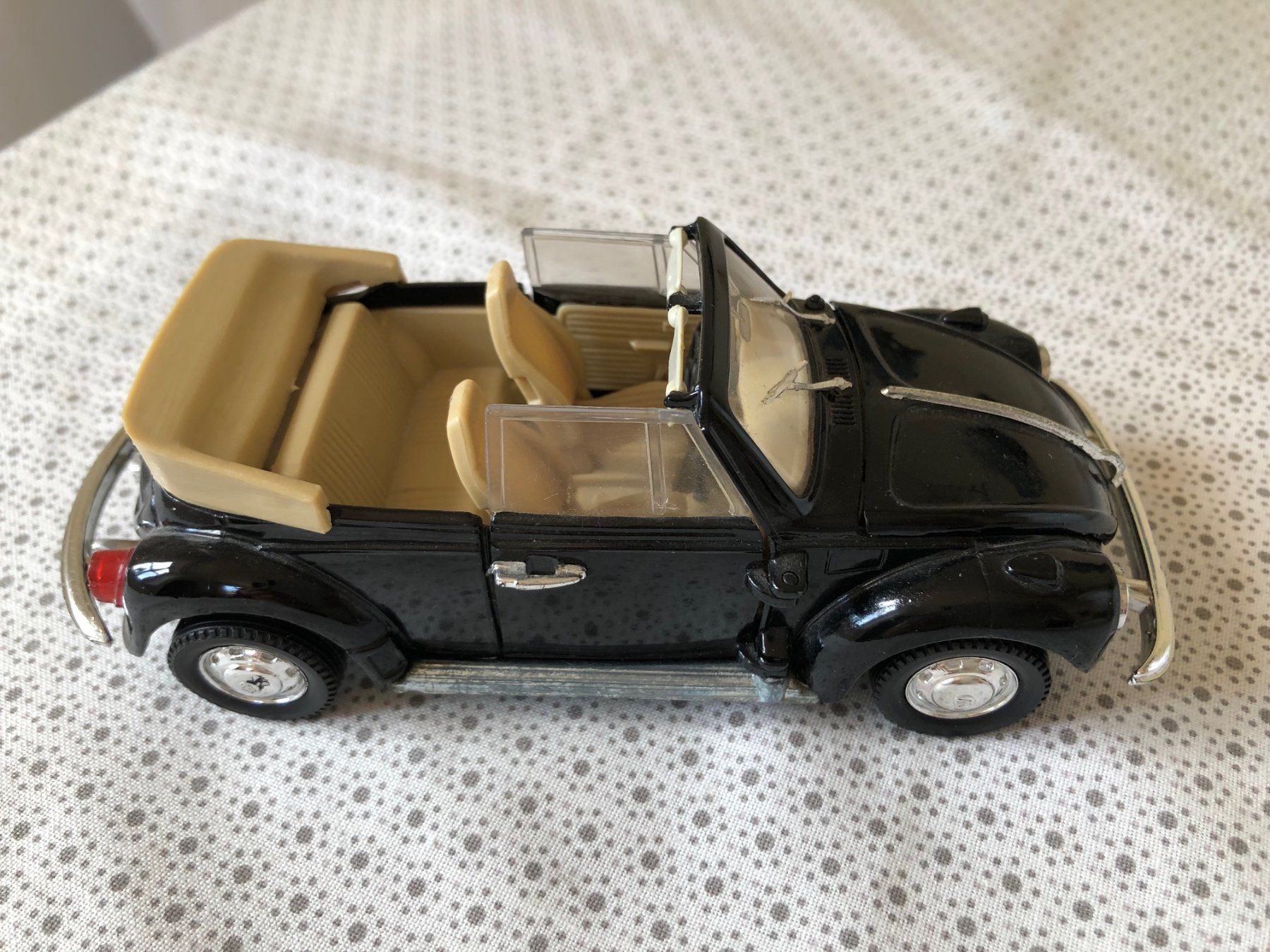 Volkswagen Modellini d'auto: VW Käfer Caprio Modellauto schwarz – Usato da Ebikon venduto da mwi2022