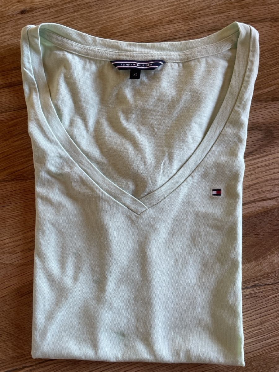Tommy Hilfiger T-shirt: T-Shirt Tommy Hilfiger – Usato da Freidorf TG venduto da ibipatria