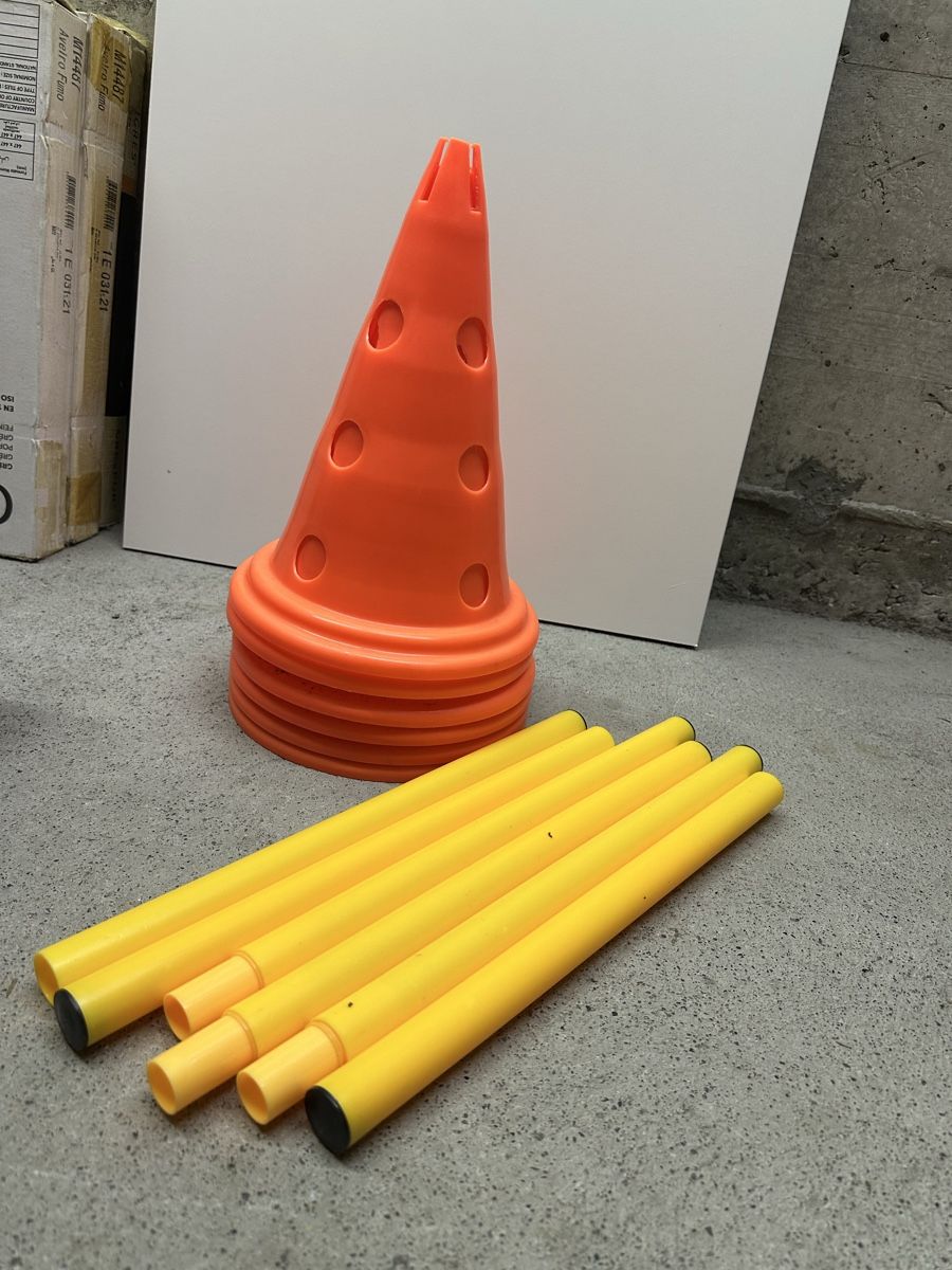 Jouets: Hundetraining Agility Kegel Set – D'occasion à Dättwil AG par LorenaWeber 1
