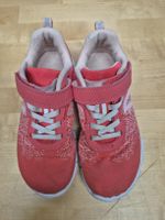 Turnschuhe Grösse 31 pink/rot, leichte Gebrauchsspuren