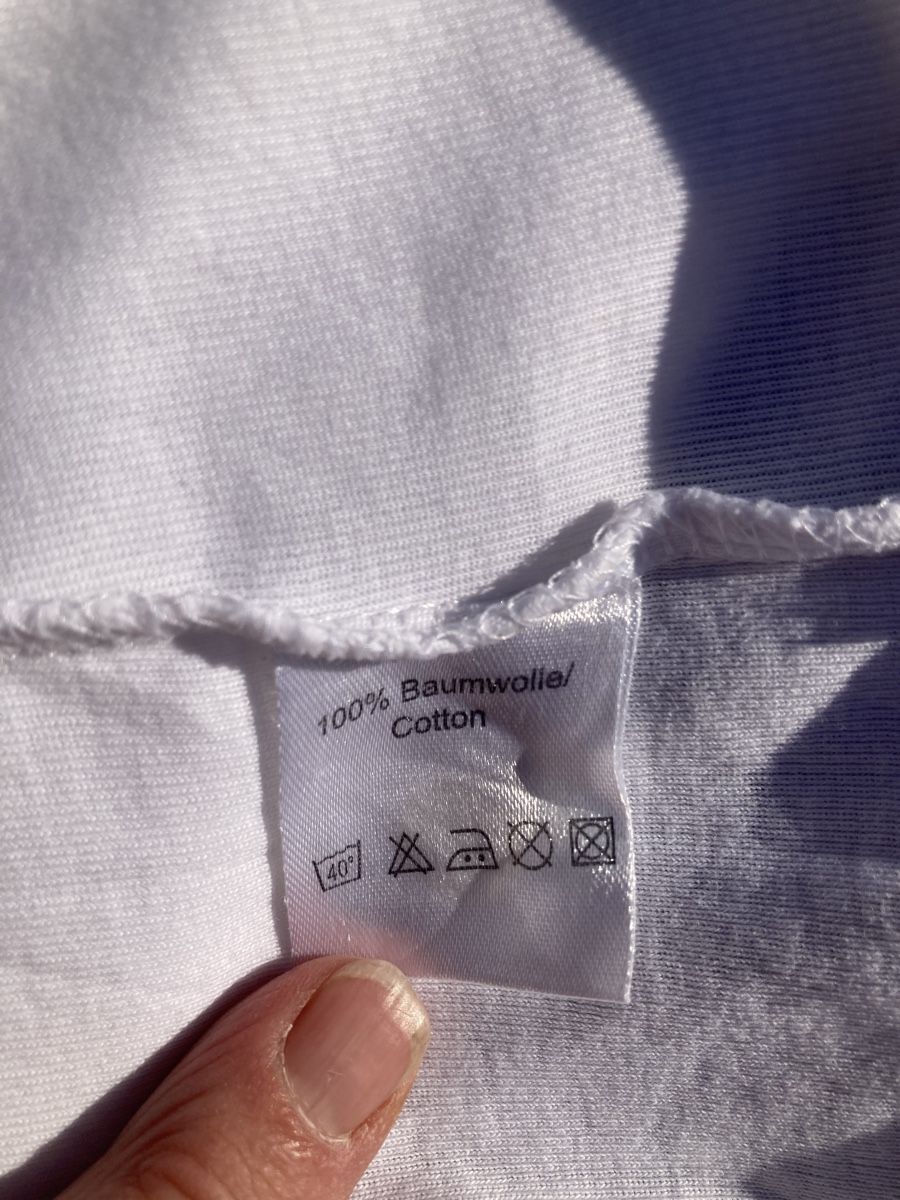 T-shirt: Tshirt  2 Stück – Usato da Kesswil venduto da Branca-01 5