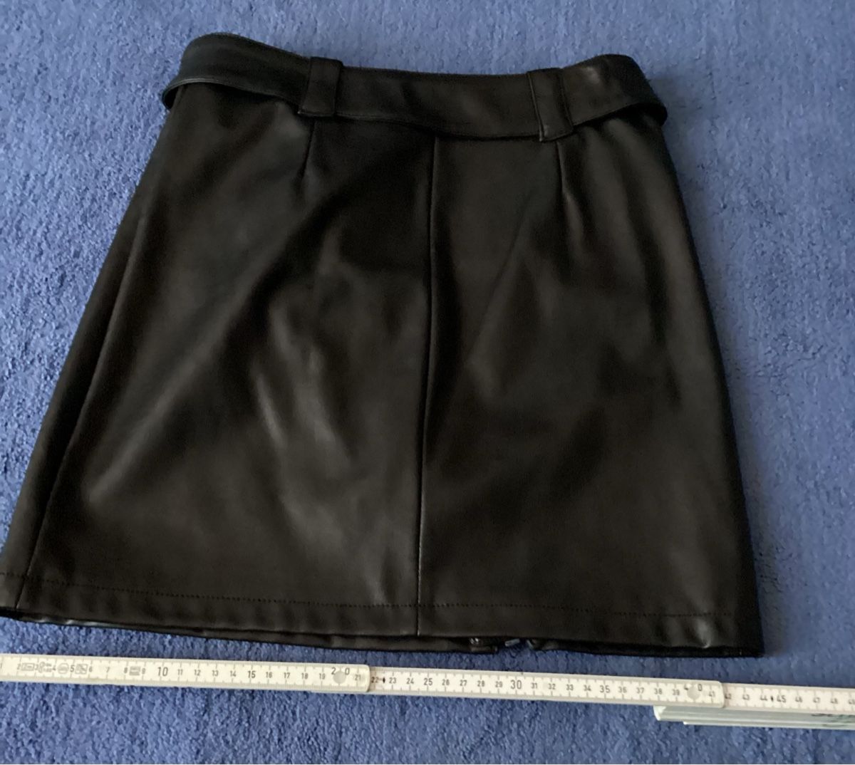 Guess Röcke: Jupe noire GUESS similicuir – Neu (gemäss Beschreibung) aus Le Landeron von ArianeNi 2