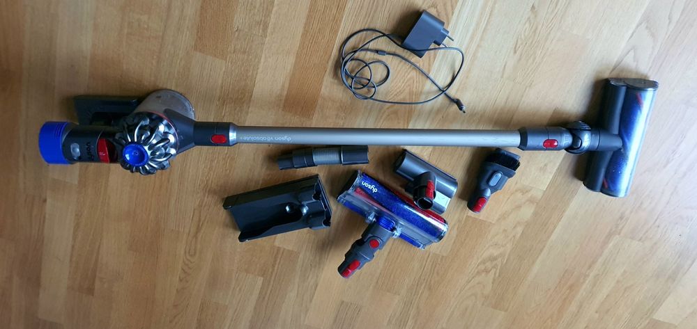 Dayson V8 | Kaufen auf Ricardo