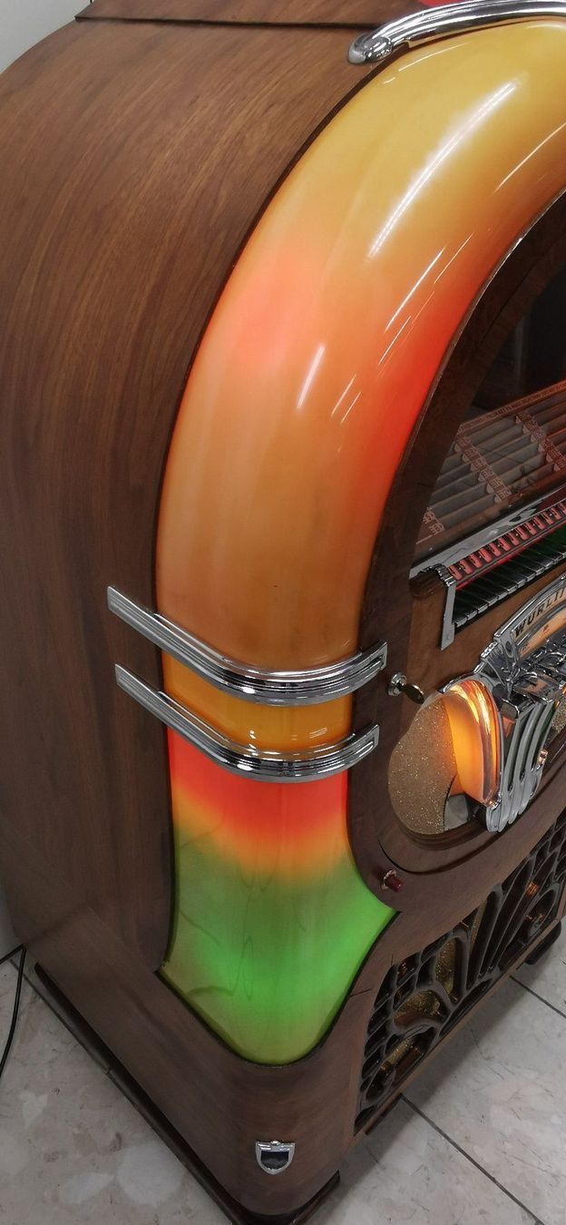 Wurlitzer Jukebox: Musikbox Jukebox Wurlitzer 750 – Usato da Geroldswil venduto da jukeman 3