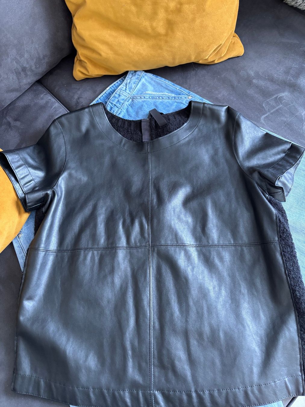 Marc Cain Top: MARCCAIN Oberteil neuwertig – Nuovo (secondo la descrizione) da Merishausen venduto da yourdream 7
