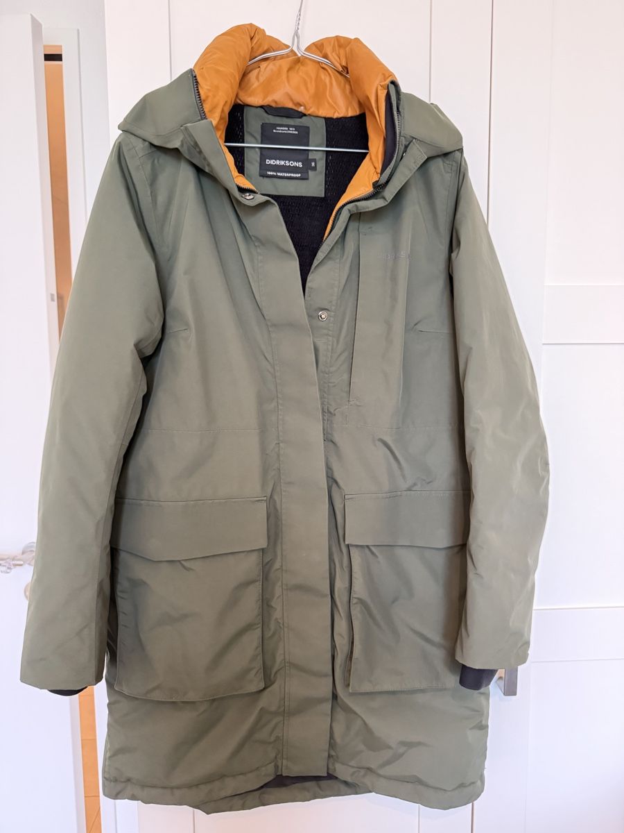 Didriksons Manteaux: Winterparka Didriksons, Grösse 36 – D'occasion à Bottighofen par Lexli2