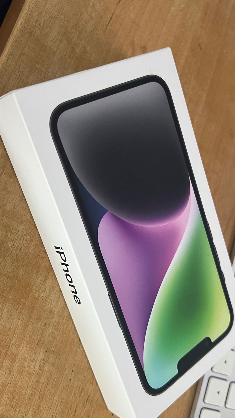 Apple Telefoni cellulari / Smartphones: iPhone 14    A2882 (2022) – Usato da Uster venduto da Ixus63 2
