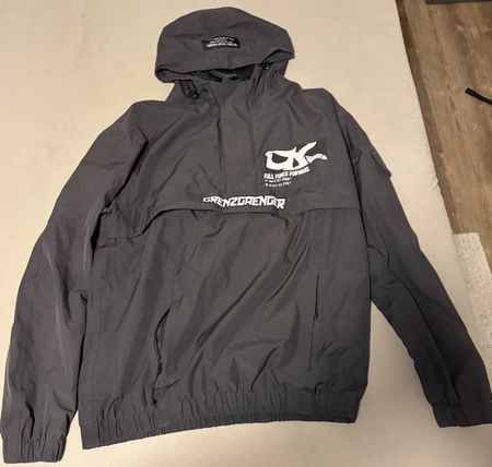 Windbreaker von Grenzgänger 