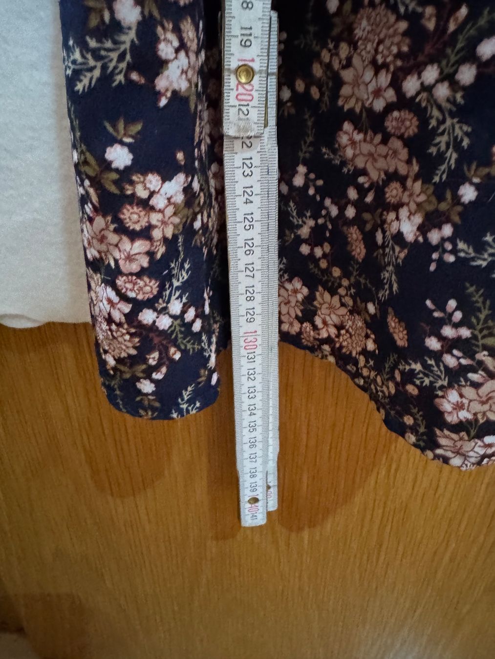 Vestiti: Maxikleid mit eingenähter Shorts von Temt Gr XS/S – Usato da Grosswangen venduto da SALE_SALE_SALE 6