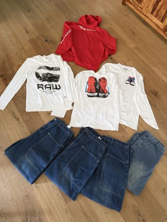 Männer Kleiderpaket Grösse Xl/XXL 4 Jeans 3 T-Shirt 1 Hoodie
